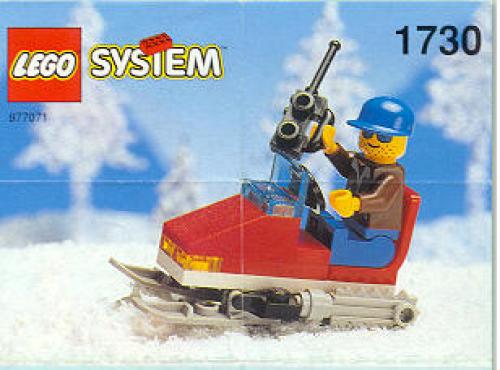 Katalogová fotka postaveného setu 1730 Snow Scooter