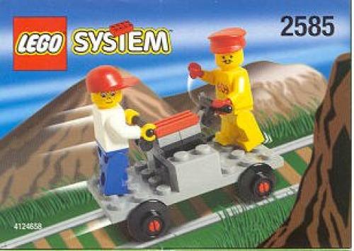 Catalogue picture of the built set 2585 Handcar