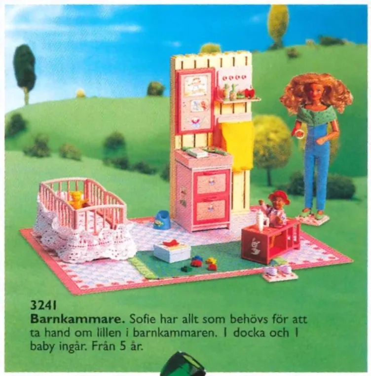Katalogová fotka postaveného setu 3241 Nursery