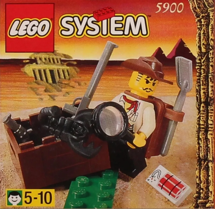 Catalogue picture of the built set 5900 Adventurer - Johnny Thunder