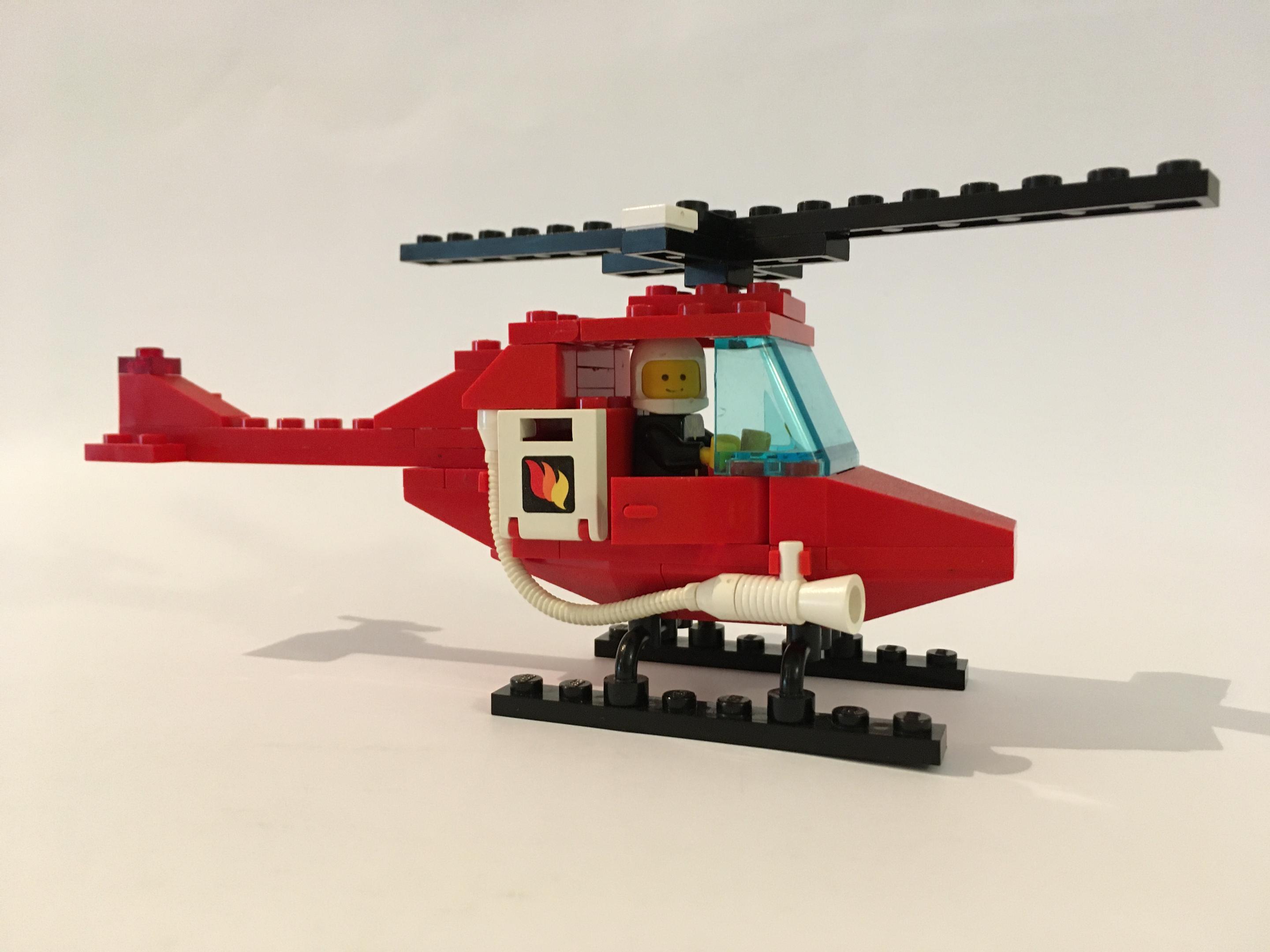 Katalogová fotka postaveného setu 6657 Fire Patrol Copter