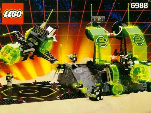 Katalogová fotka postaveného setu 6988 Alpha Centauri Outpost