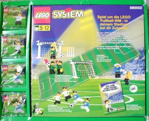 Catalogue picture of the built set 880002 World Cup German Starter Set