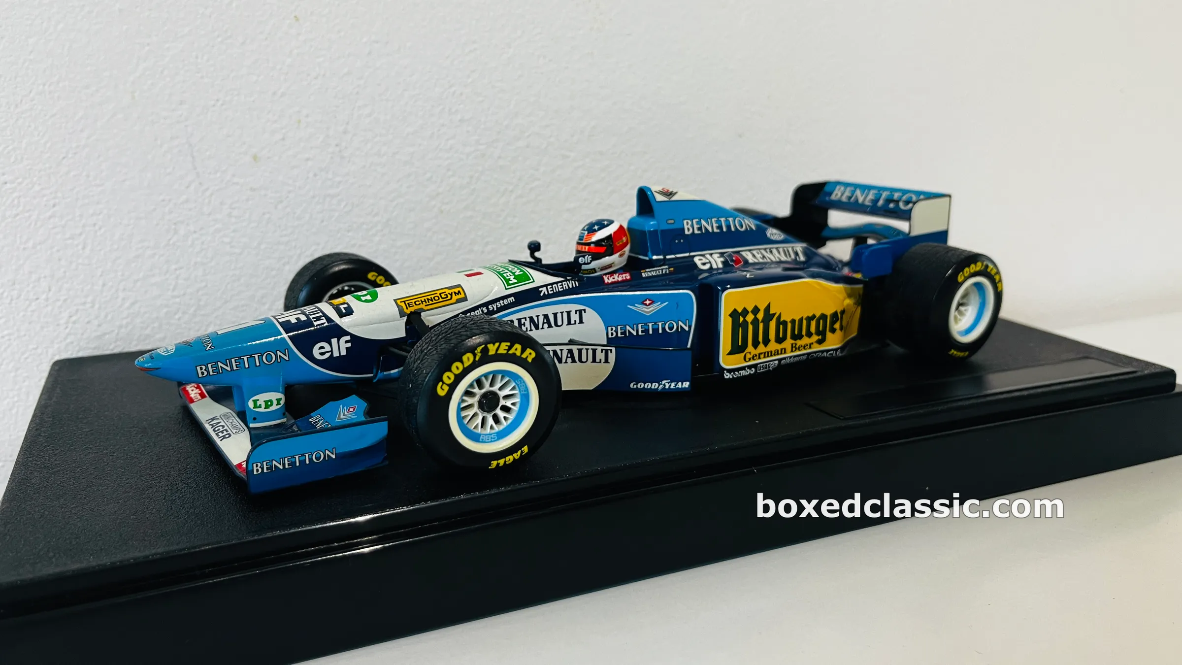 Benetton Renault B195 — Michael Schumacher 1995, 1:18 — photo 1