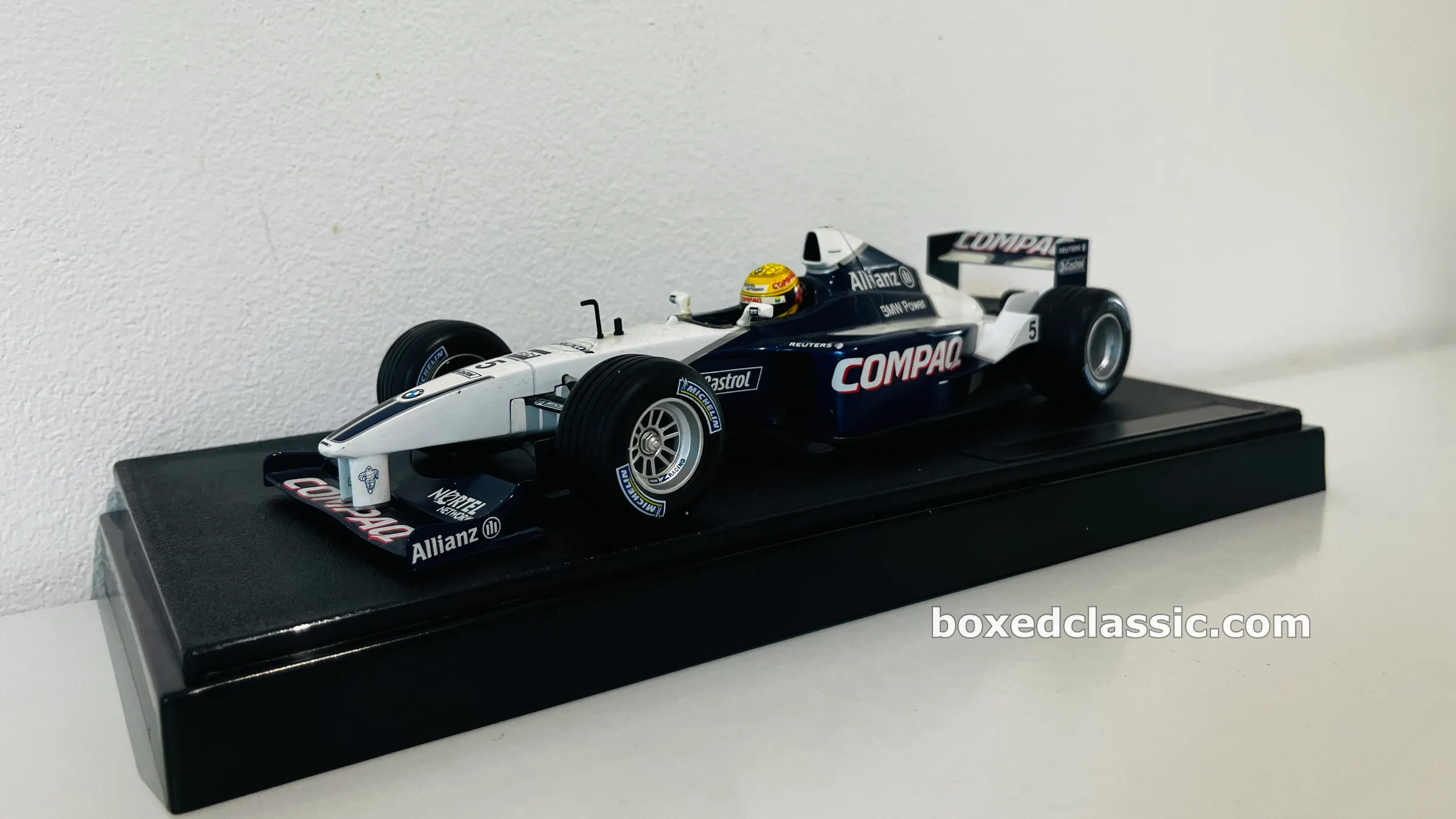 Williams BMW FW23 — Ralf Schumacher 2001, Hot Wheels Racing 1:18 — photo 1