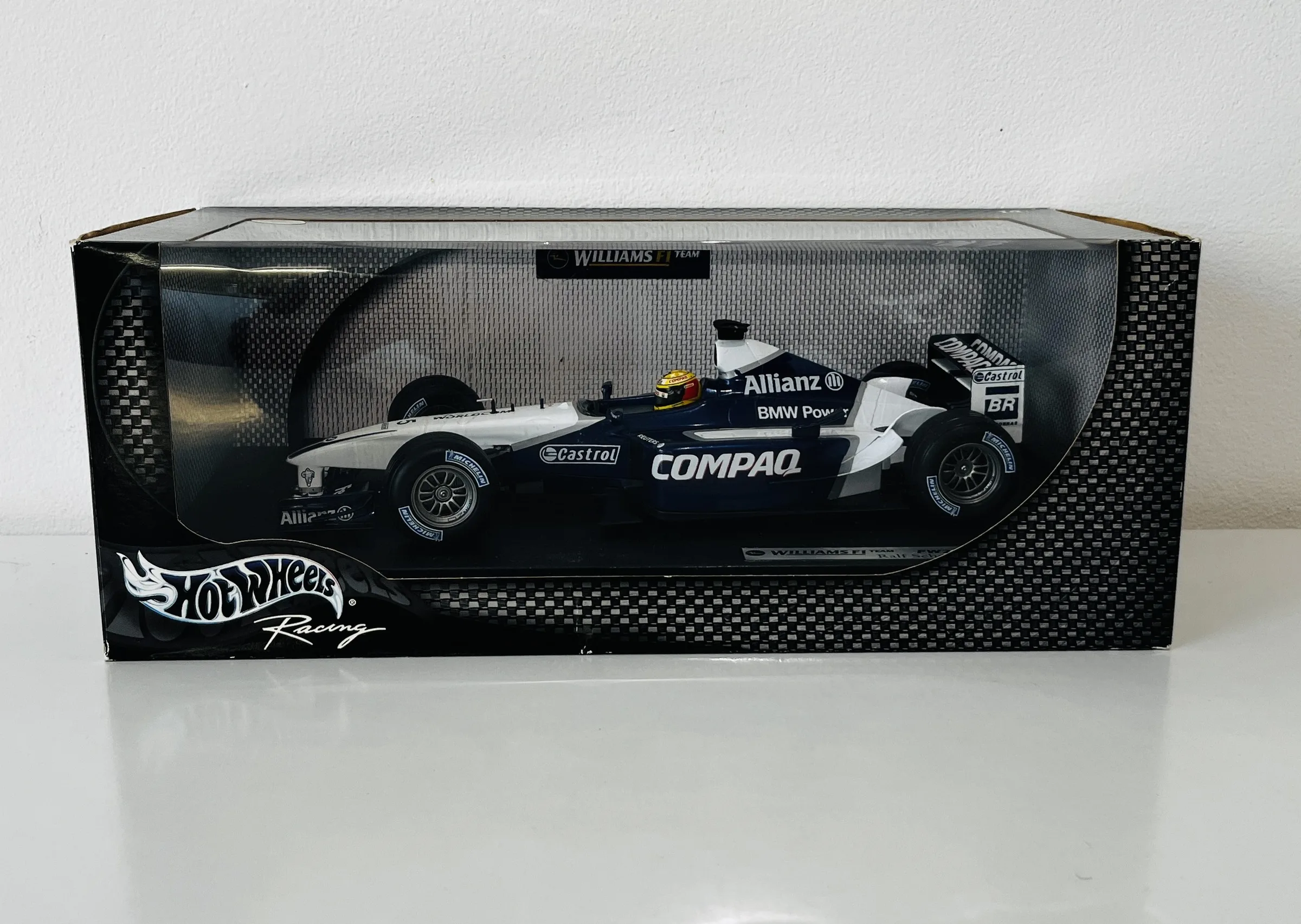 Williams BMW FW24 — Ralf Schumacher 2002, Hot Wheels Racing 1:18 — photo 1
