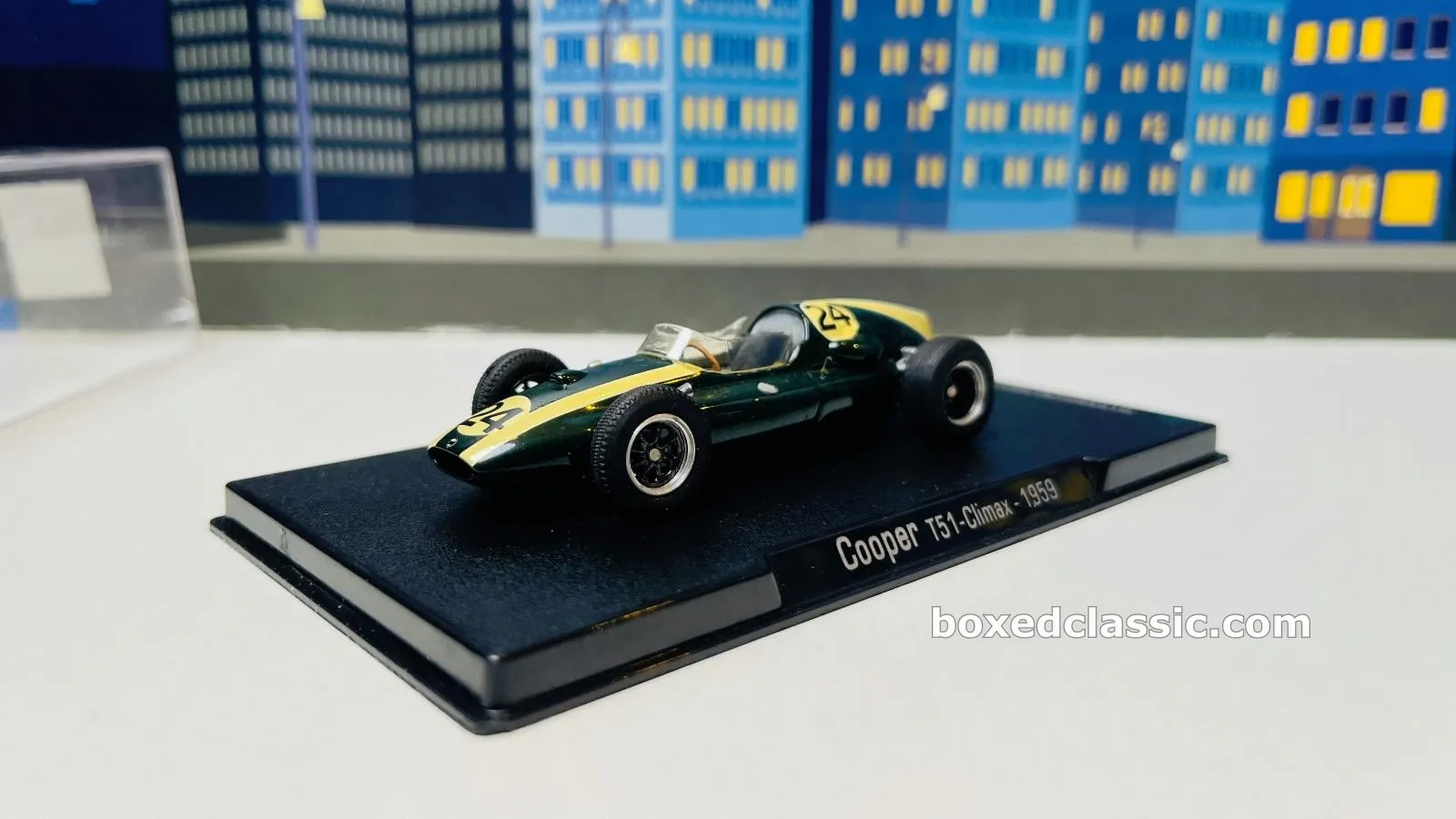 Cooper T51 — Jack Brabham, 1959 world champion, Brumm 1:43 — photo 1