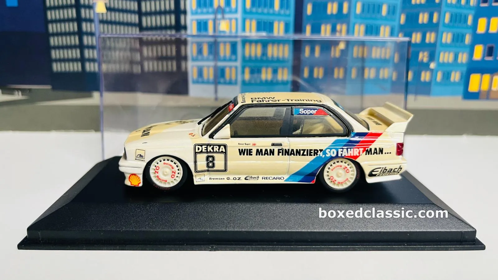 BMW M3 E30 DTM — Steve Soper, BMW Bank, Minichamps 1:43 — photo 1