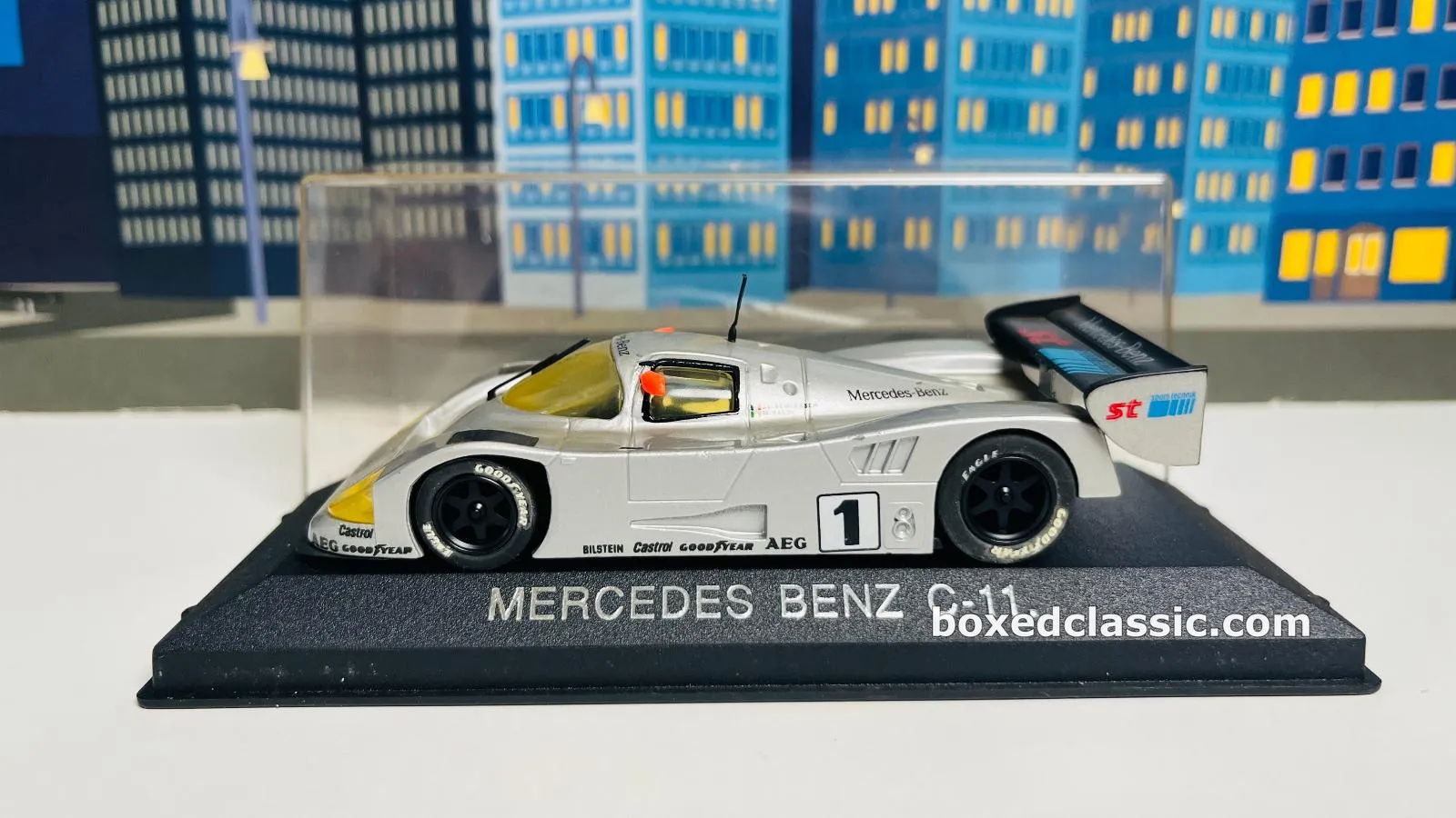 Sauber Mercedes C11 — Jean-Louis Schlesser 1990, Max Models 1:43 — photo 1