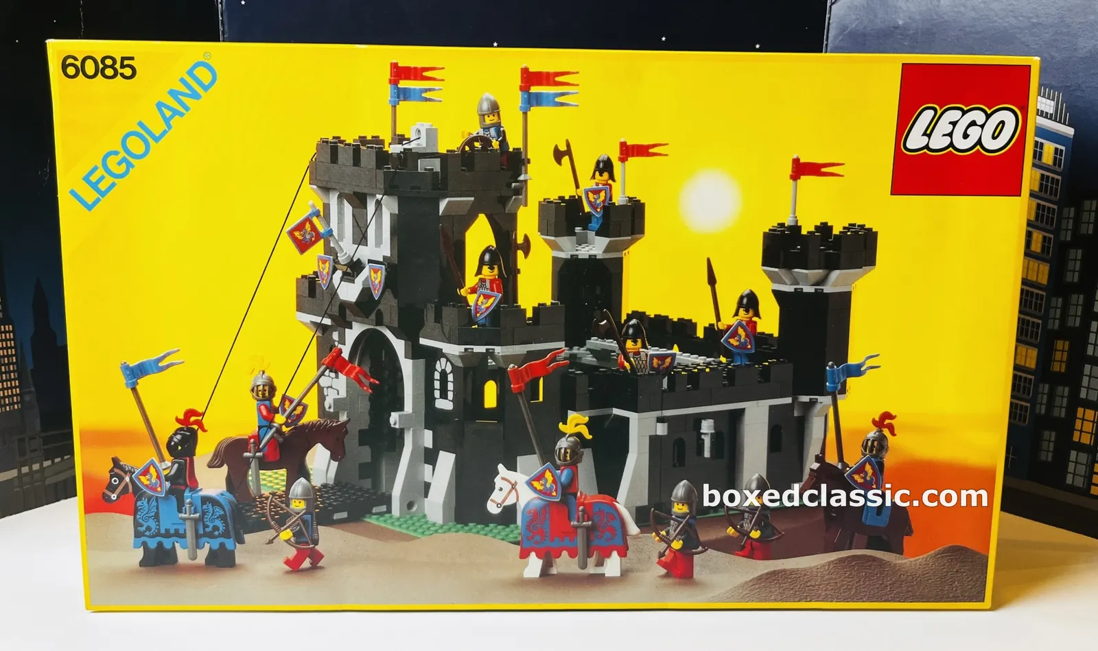 LEGO 6085 Black Monarch's Castle — front